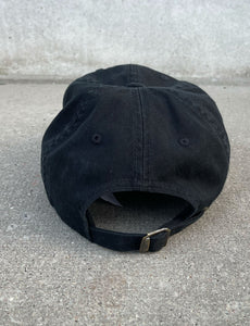 SAGA FAM CAP - black & red